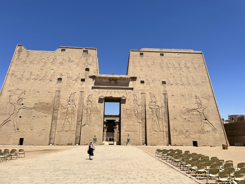 Theas-Heart_Edfu_15