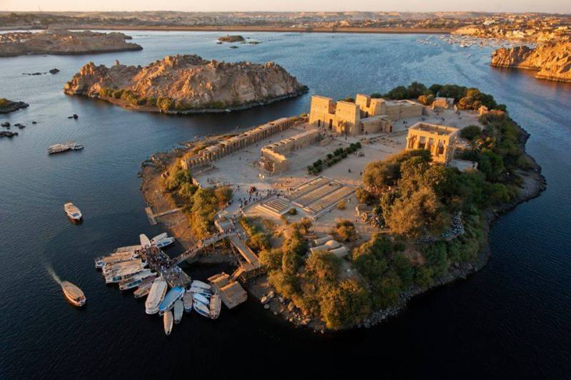 Theas-Heart_Philae-Temple-Egypt